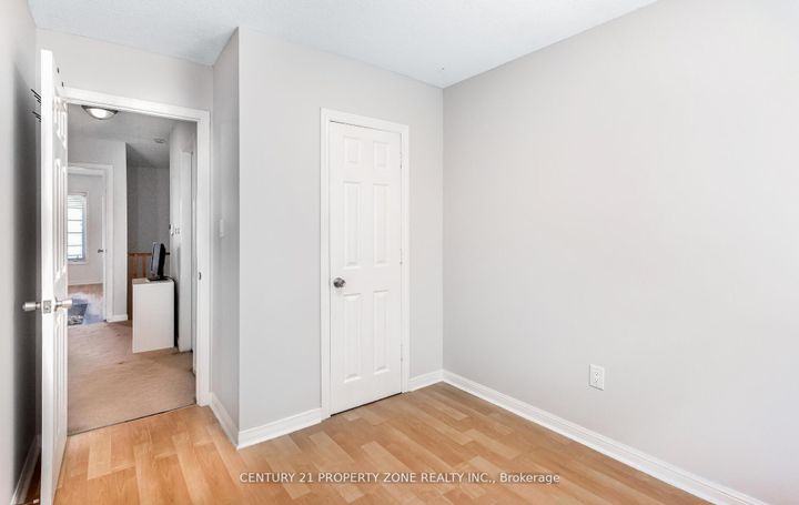 Photo 26 at 39 - 2 Clay Brick Court, Brampton North, Brampton