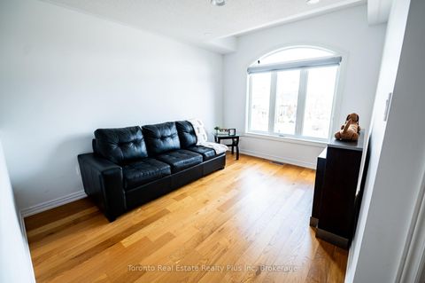 Photo 20 at 14 Riel Drive, Oak Ridges, Richmond Hill