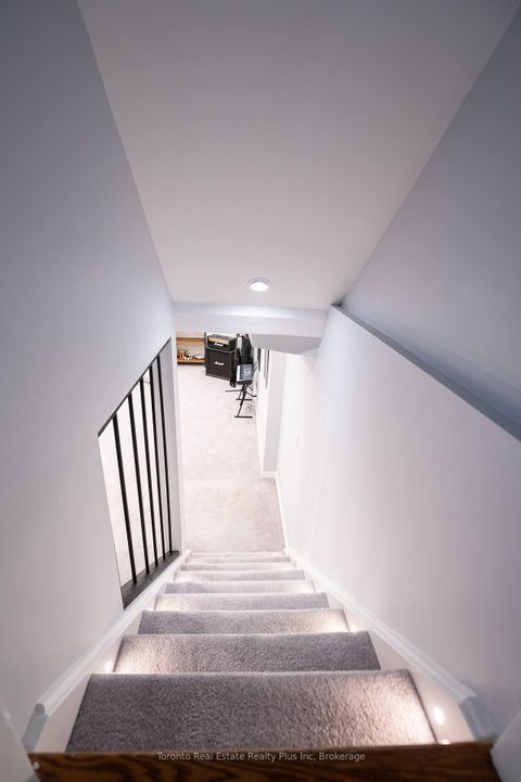 Photo 29 at 14 Riel Drive, Oak Ridges, Richmond Hill