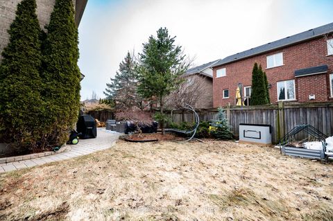Photo 31 at 14 Riel Drive, Oak Ridges, Richmond Hill