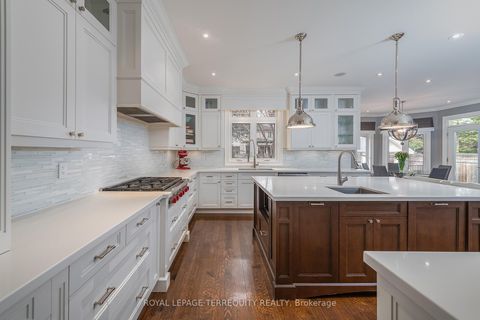 Photo 14 at 72 EAGLE Road, Queensway, Toronto