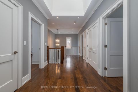 Photo 20 at 72 EAGLE Road, Queensway, Toronto