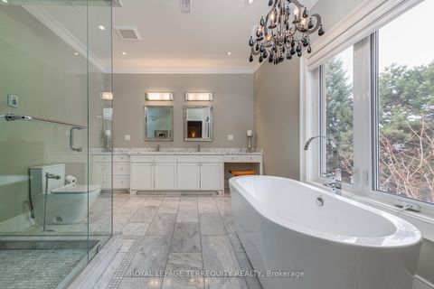 Photo 24 at 72 EAGLE Road, Queensway, Toronto