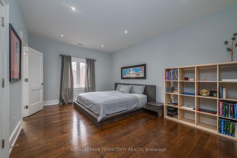 Photo 32 at 72 EAGLE Road, Queensway, Toronto