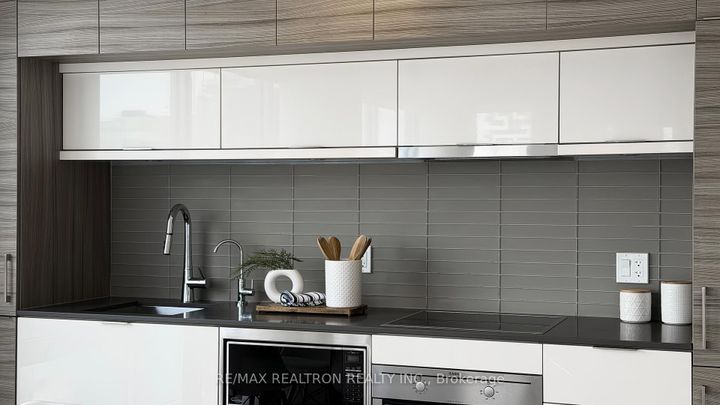 Photo 11 at 3704 - 88 Scott Street, Yonge Corridor, Toronto