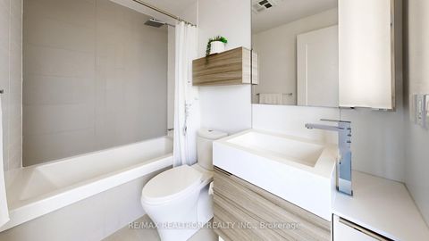 Photo 13 at 3704 - 88 Scott Street, Yonge Corridor, Toronto