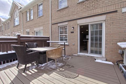 Photo 11 at 6 Archibald Mews, Bendale, Toronto