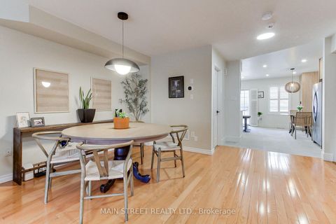 Photo 12 at 6 Archibald Mews, Bendale, Toronto