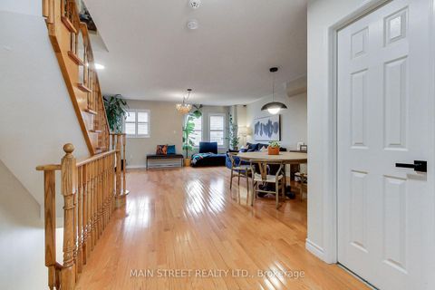 Photo 14 at 6 Archibald Mews, Bendale, Toronto