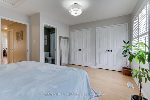 Photo 20 at 6 Archibald Mews, Bendale, Toronto