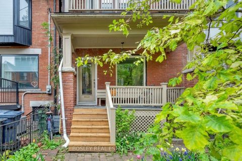 Photo 2 at 123 Seaton Street, Moss Park, Toronto