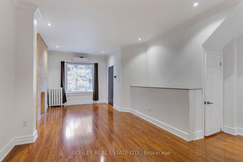 Photo 6 at 123 Seaton Street, Moss Park, Toronto