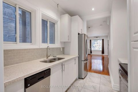 Photo 9 at 123 Seaton Street, Moss Park, Toronto