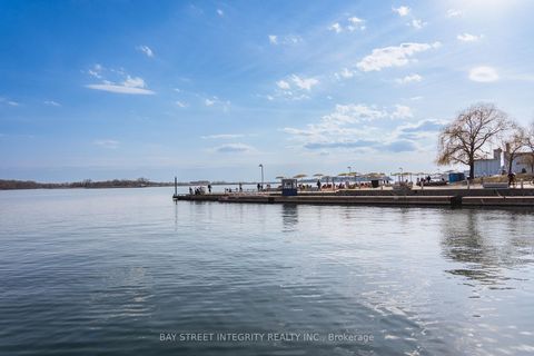 Photo 22 at 1107 - 270 Queens Quay W, Waterfront Communities C1, Toronto