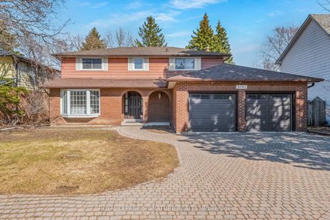 Photo 18 at 3161 Bayview Avenue, Bayview Village, Toronto