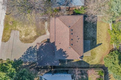 Photo 25 at 3161 Bayview Avenue, Bayview Village, Toronto