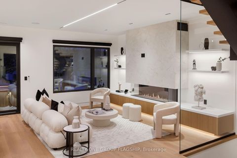 Photo 17 at 7 Bentley Drive, Queensway, Toronto