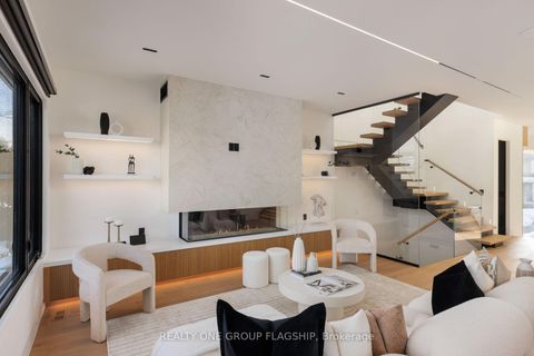 Photo 18 at 7 Bentley Drive, Queensway, Toronto