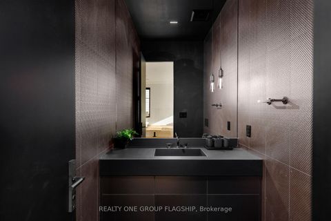 Photo 25 at 7 Bentley Drive, Queensway, Toronto