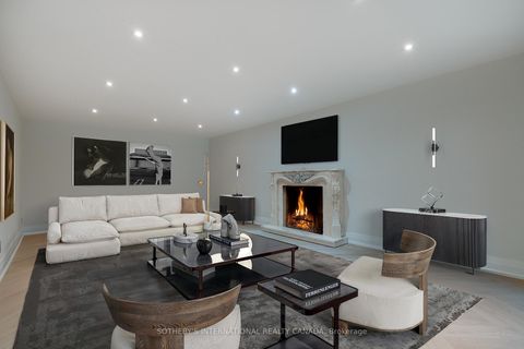 Photo 9 at 85 Cowan Drive, East Woodbridge, Vaughan