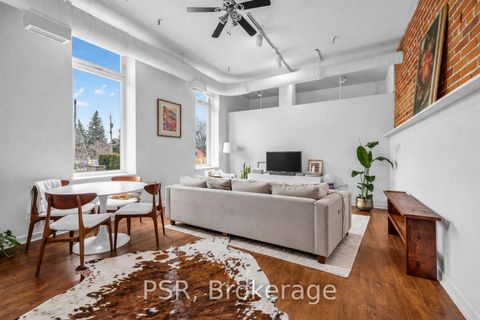 Photo 2 at 4 - 121 Prescott Avenue, Pellam Park, Toronto