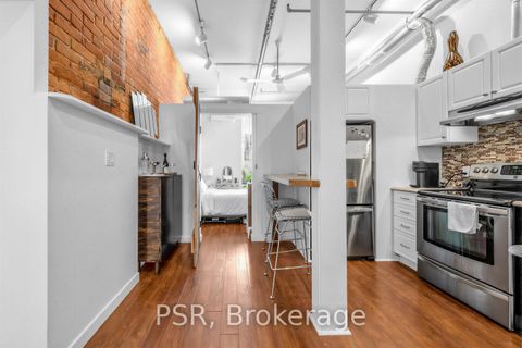 Photo 5 at 4 - 121 Prescott Avenue, Pellam Park, Toronto
