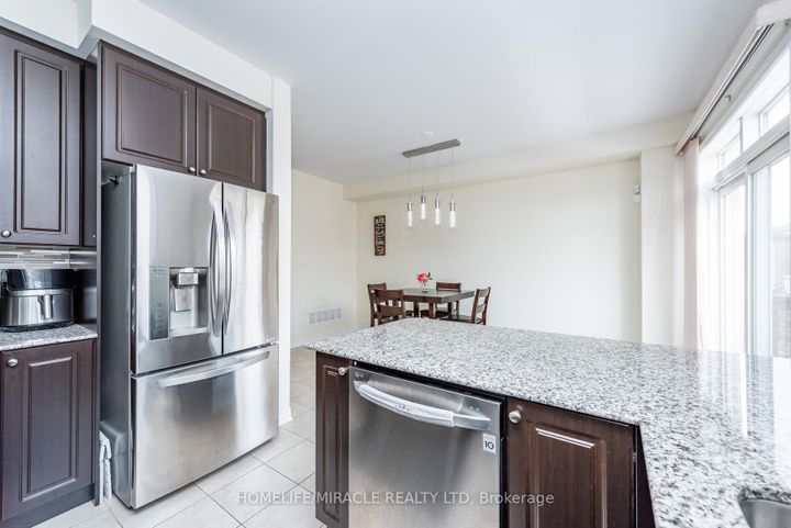 Photo 17 at 84 Rockman Crescent, Northwest Brampton, Brampton