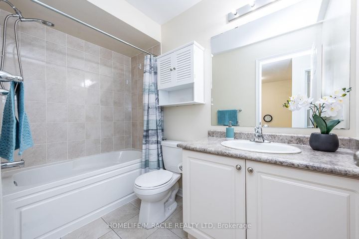 Photo 19 at 84 Rockman Crescent, Northwest Brampton, Brampton