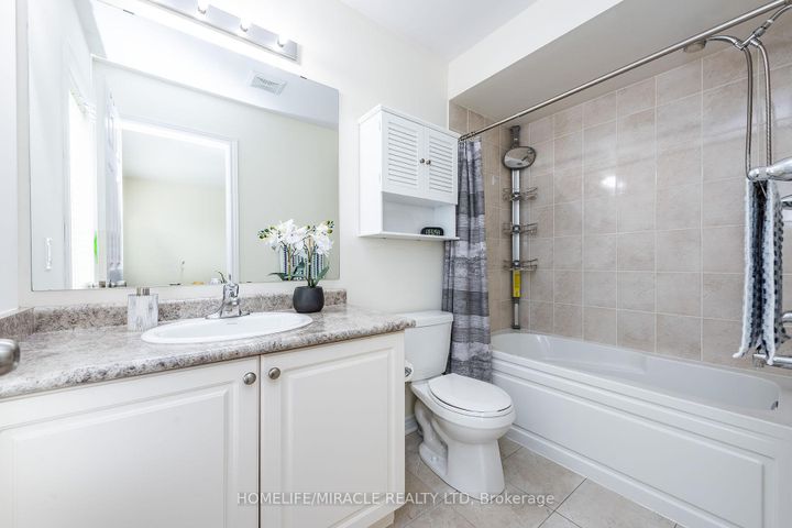 Photo 27 at 84 Rockman Crescent, Northwest Brampton, Brampton