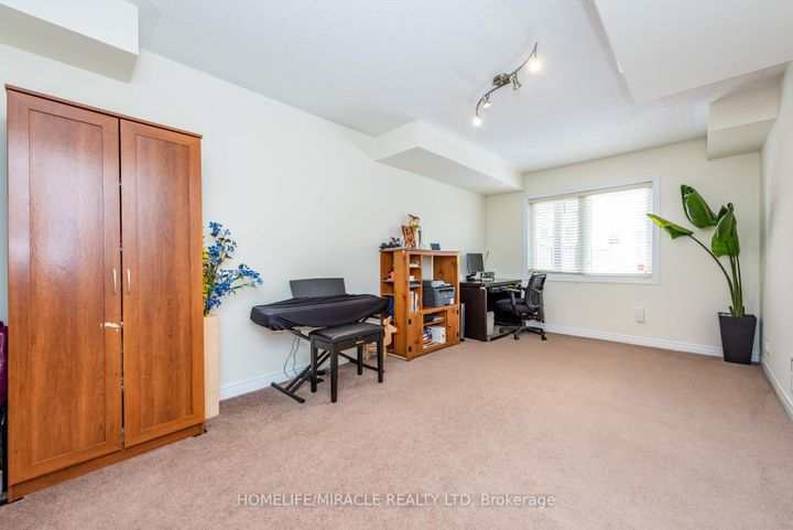 Photo 29 at 84 Rockman Crescent, Northwest Brampton, Brampton