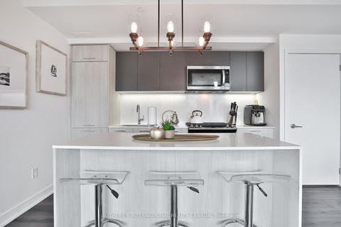 Photo 7 at 503 - 665 Kingston Road, The Beaches, Toronto