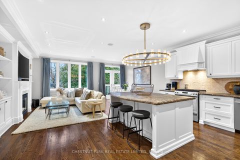 Photo 8 at 340 Belsize Drive, Mount Pleasant East, Toronto