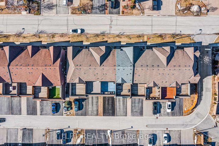 Photo 45 at 19 Earnshaw Drive, Victoria Square, Markham