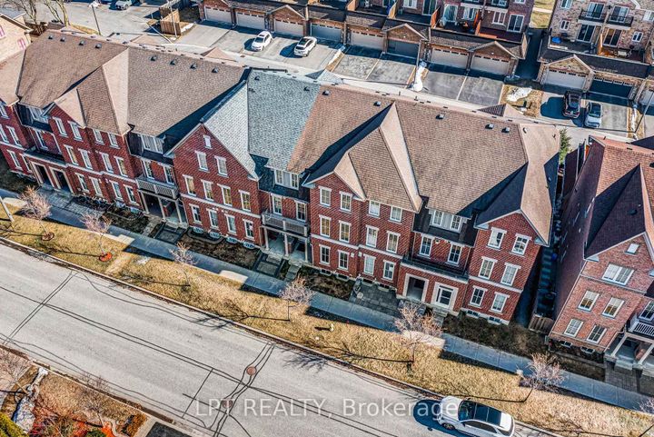 Photo 49 at 19 Earnshaw Drive, Victoria Square, Markham