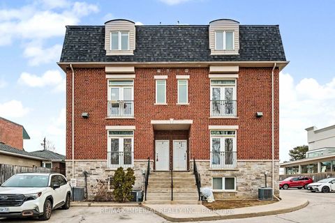 Photo 2 at 2 - 2964 Islington Avenue, Humber Summit, Toronto
