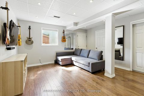 Photo 20 at 568 Legresley Lane, College Manor, Newmarket