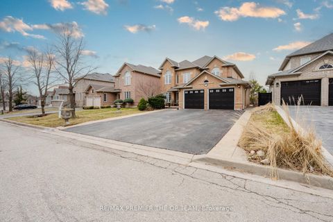 Photo 1 at 16 St Michele Place, Islington Woods, Vaughan