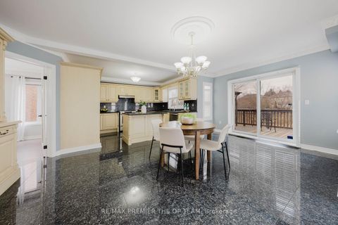 Photo 18 at 16 St Michele Place, Islington Woods, Vaughan