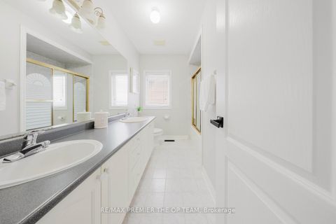 Photo 21 at 16 St Michele Place, Islington Woods, Vaughan