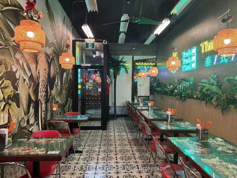 Photo 2 at 382 Spadina Avenue, Chinatown, Toronto