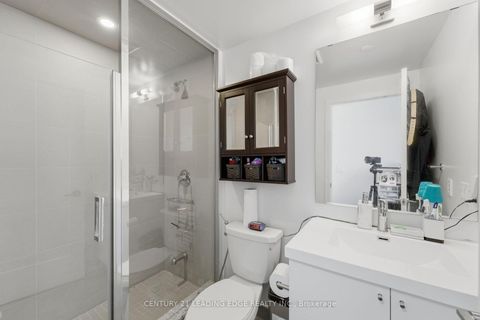 Photo 5 at 2516 - 2550 Simcoe Street N, Windfields, Oshawa