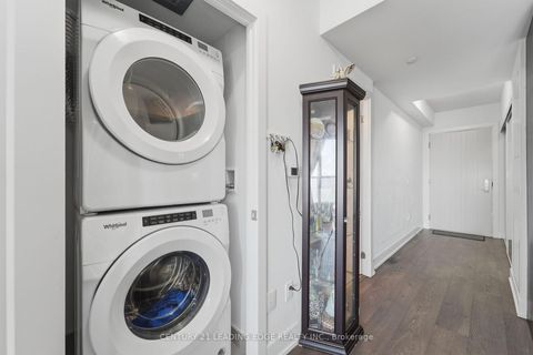 Photo 11 at 2516 - 2550 Simcoe Street N, Windfields, Oshawa