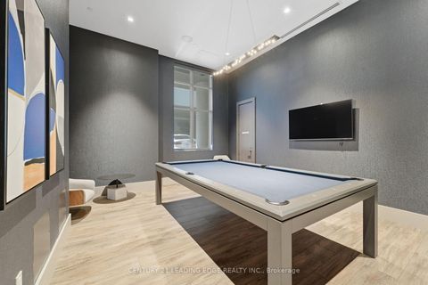 Photo 15 at 2516 - 2550 Simcoe Street N, Windfields, Oshawa