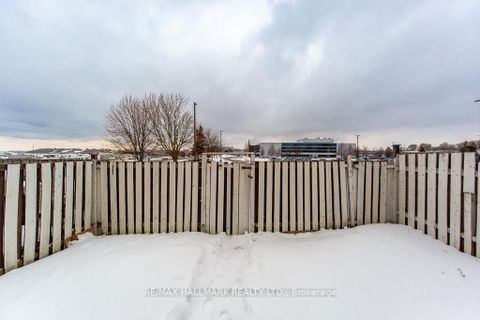 Photo 34 at 41 - 1010 Glen Street, Lakeview, Oshawa