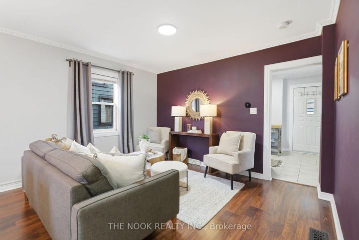 Photo 11 at 115 Banting Avenue, Central, Oshawa