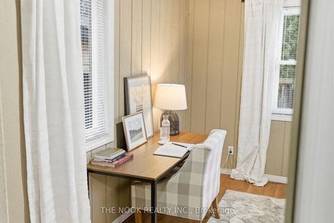 Photo 23 at 115 Banting Avenue, Central, Oshawa