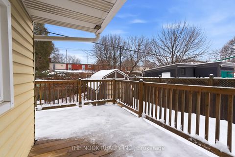Photo 42 at 115 Banting Avenue, Central, Oshawa