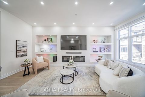 Photo 13 at 45 Kahshe Lane W, Rural Richmond Hill, Richmond Hill