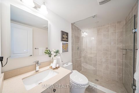 Photo 15 at 45 Kahshe Lane W, Rural Richmond Hill, Richmond Hill