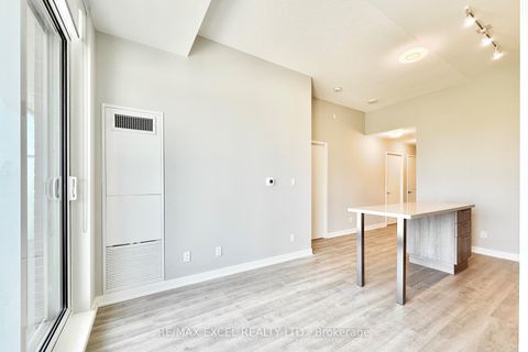 Photo 13 at 1007 - 292 Verdale Crossing, Unionville, Markham